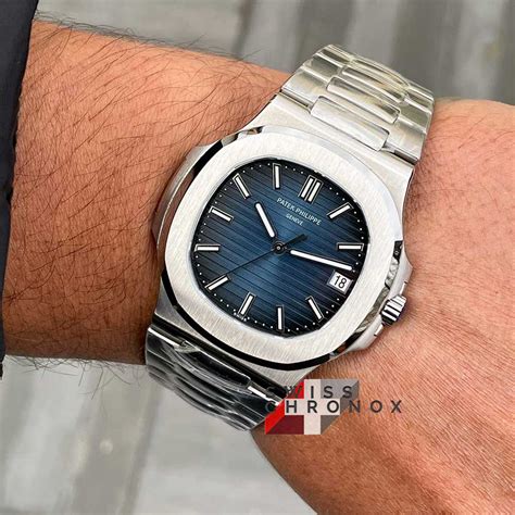 Patek Philippe Nautilus 5711 Blue Dial: A Deep Dive .